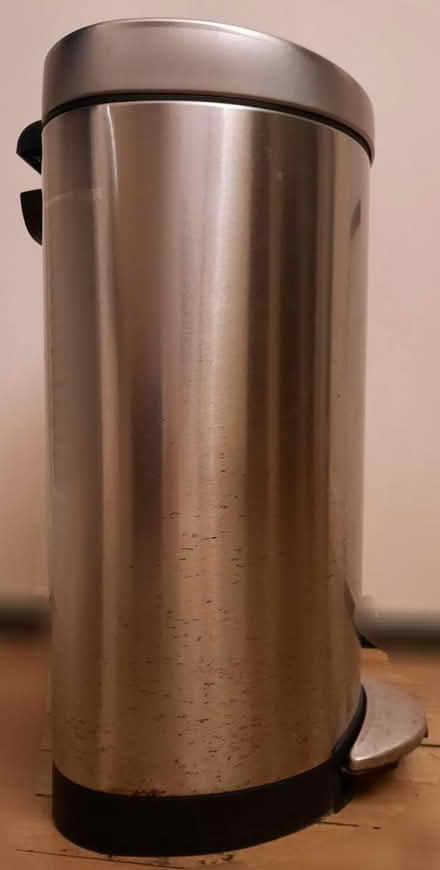 Photo of free Bin by simple human (South hampstead NW8) #3