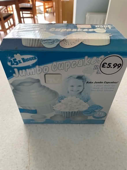 Photo of free Jumbo cupcake mold (New Malden KT3) #1