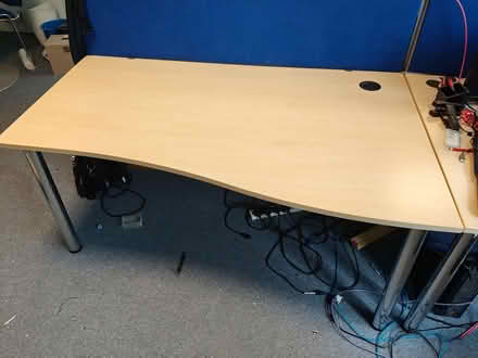 Photo of free Office Desk (Daneshill RG24) #1