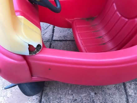 Photo of free Little tikes car - small version (Corringham SS17) #4