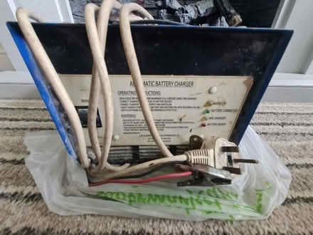 Photo of free Battery charger (Baxenden BB5) #1