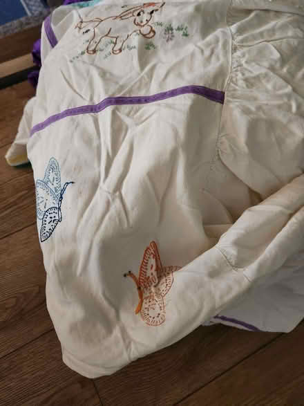 Photo of free hand stitched bedspread (Manville) #1