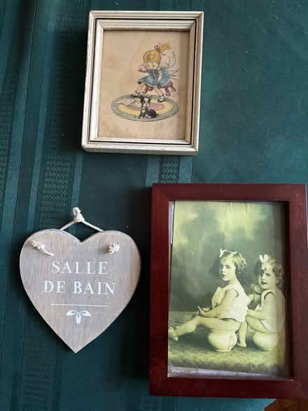 Photo of free Small decor (Croton-on-Hudson) #1