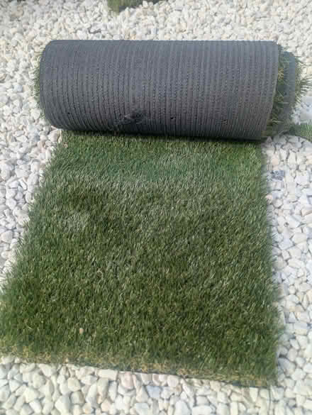 Photo of free Artificial Turf offcuts (Bonnyrigg EH19) #2