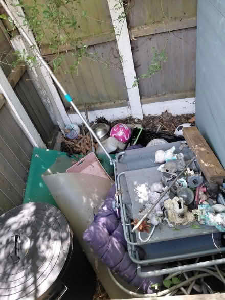Photo of free Household & garden waste (Vange SS16) #4