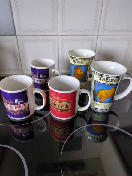 Photo of free Mugs (Upwell) #1