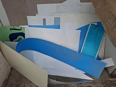 Photo of free White Plastic wall covering (TQ3 paignton TQ3) #1