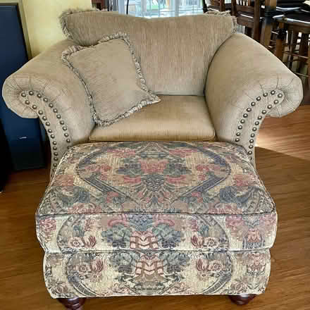 Photo of free Large chair with ottoman (King City) #2