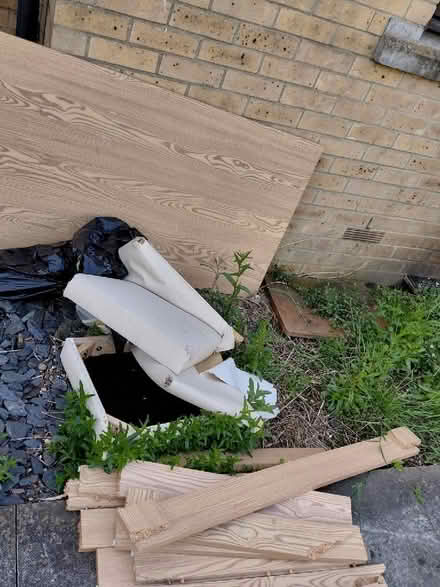 Photo of free Household & garden waste (Vange SS16) #2