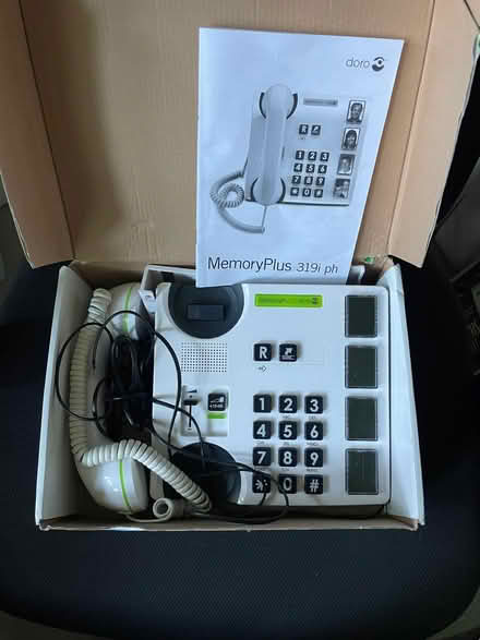 Photo of free Doro amplified photo phone (Haslemere GU27) #2