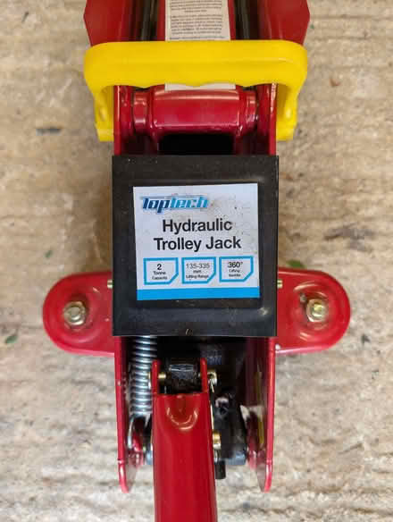 Photo of free 2 ton hydraulic car jack (Bear Flat BA2) #1