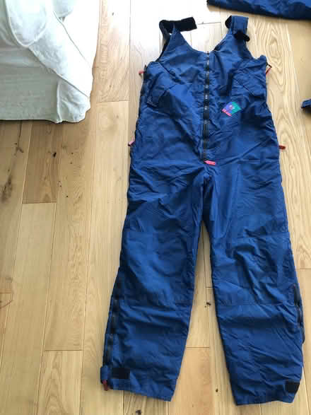 Photo of free Insulated salopettes/dungarees (CV22 - near centre of Rugby) #1
