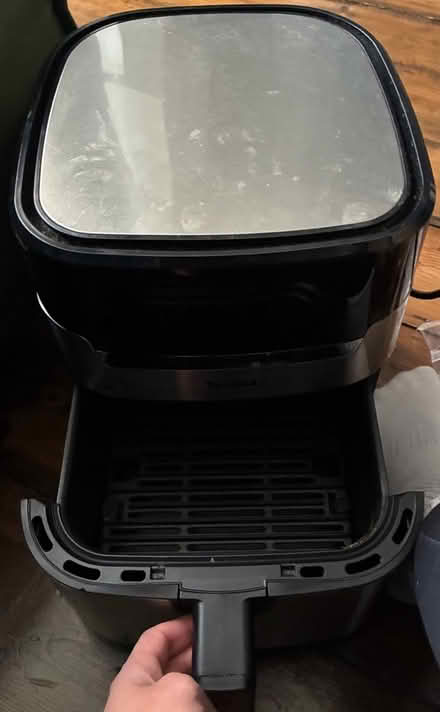 Photo of free TEFAL Airfryer (Leytonstone E11) #4