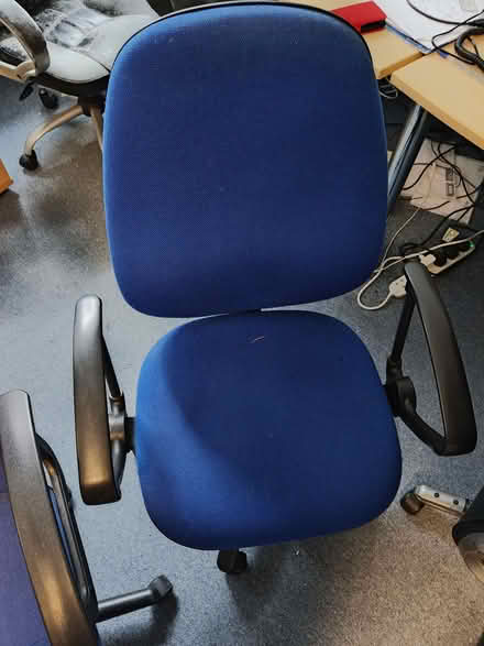 Photo of free Office chairs (Daneshill RG24) #3