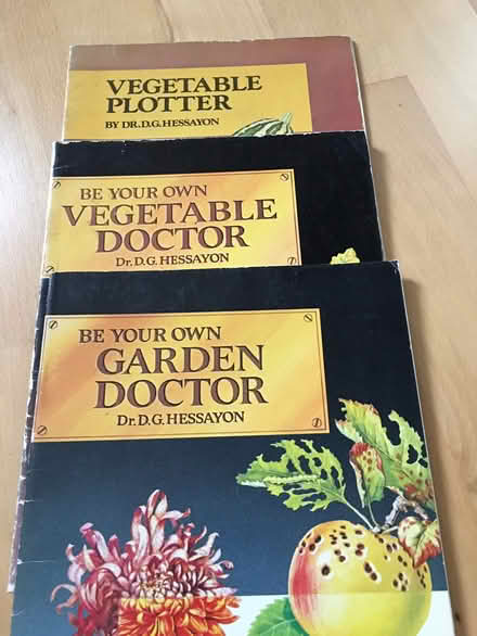 Photo of free Dr Hessayon garden booklets (Pittville GL50) #1