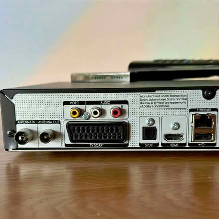 Photo of free Humax HDR-2000T 1TB Smart Freeview HD TV Recorder (Chaddesden DE21) #4