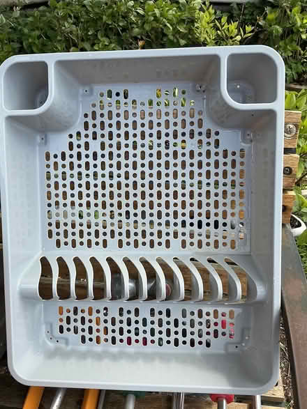 Photo of free Great plastic dish drainer (Clunton SY7) #1