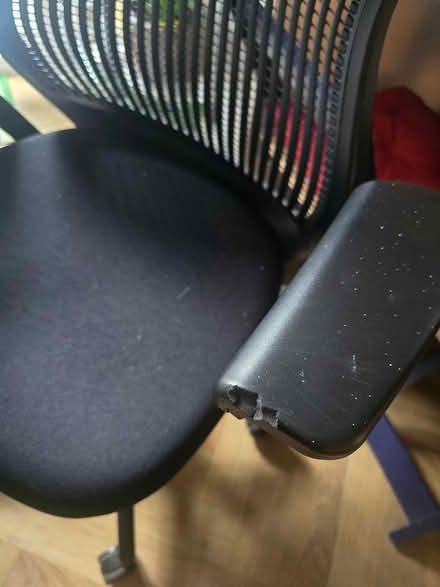 Photo of free Desk / Office Chair (East Finchley N2) #2