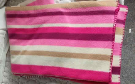 Photo of free Single bedding set (east twickenham) #3