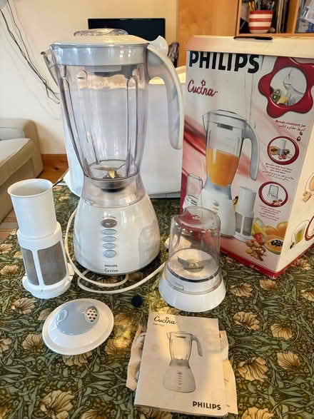 Photo of free Phillips Cucina Blender (Skipton BD23) #1