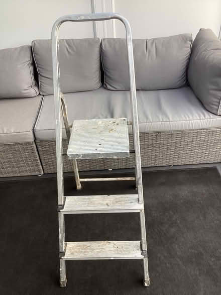 Photo of free 3 Step - Step Ladder (Hatfield, AL10) #2