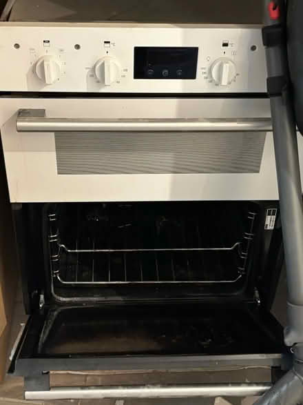 Photo of free Oven (Broadway plaza B16) #2