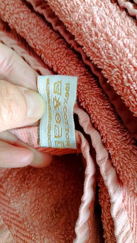 Photo of free Bathsheets (Mowleaze, Barwick) #3