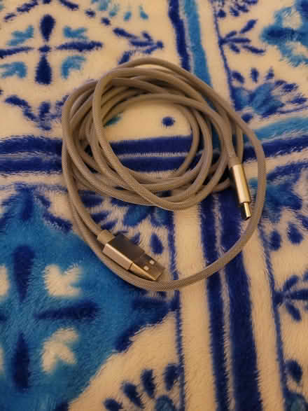 Photo of free USB-C charging cable (Los Altos Hills, CA) #1