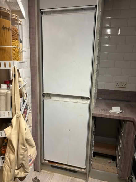 Photo of free Integrated fridge and freezer (Broadway plaza B16) #1