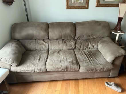 Photo of free 90 inch beige coach (Lindsay Ontario) #2