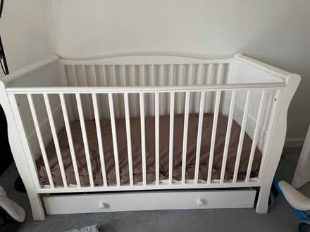 Photo of free Baby bed / cot (Deptford SE10) #1