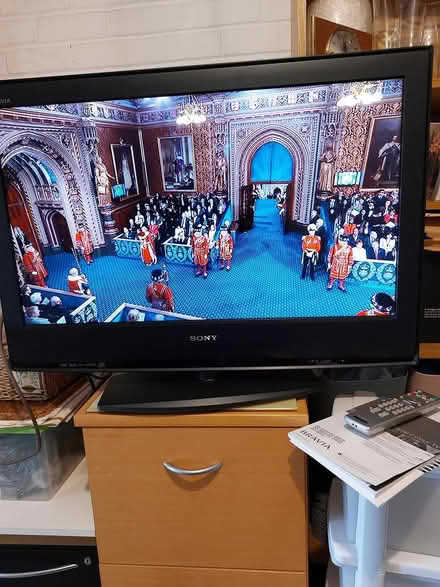 Photo of free Sony Bravia 32inch TV (not smart) (Welwyn AL6) #2