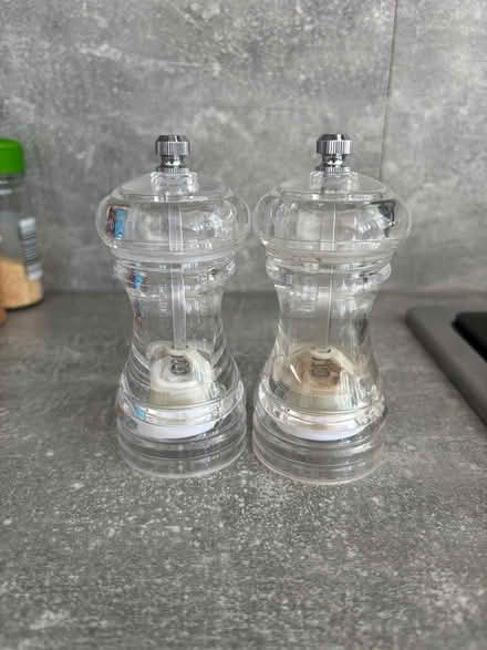 Photo of free Salt & pepper grinders (Southwater) #1