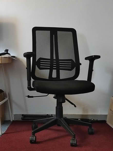 Photo of free Office chair (London EC2A) #2