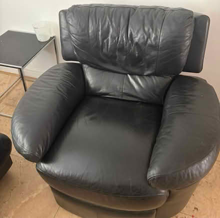 Photo of free Sofa (s) and chsir (L24) #3