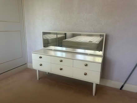 Photo of free Dressing table (BR1 4LQ) #3