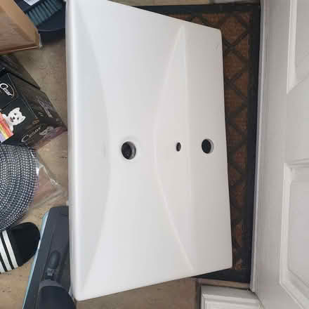 Photo of free 2 Pedestal sinks and one vanity sink (Henlow SG16) #4
