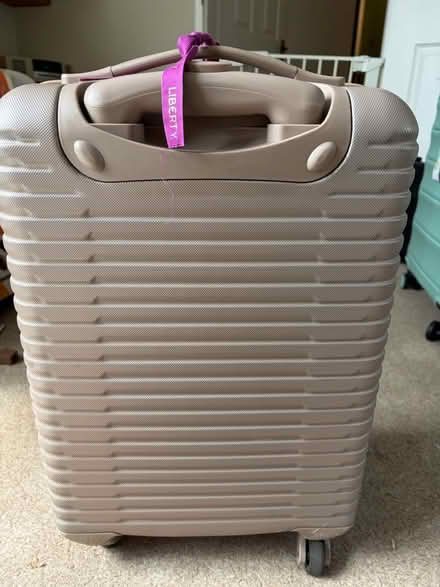 Photo of free Small and medium suitcases (Denmark Hill SE5) #4