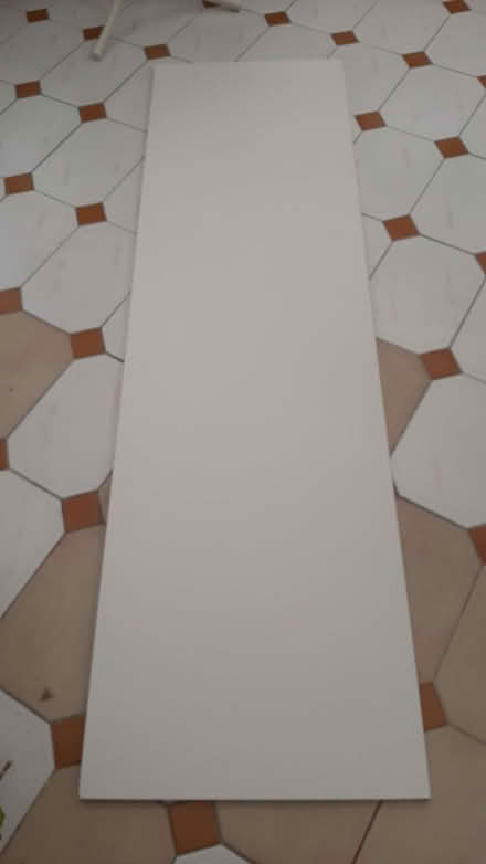 Photo of free White Melamine-faced Shelves (West Bandodle AB51) #2