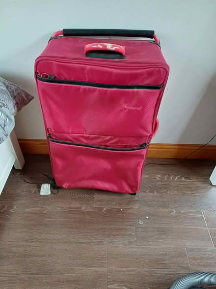 Photo of free Large suitcase (Alcester Lanes End B13) #2