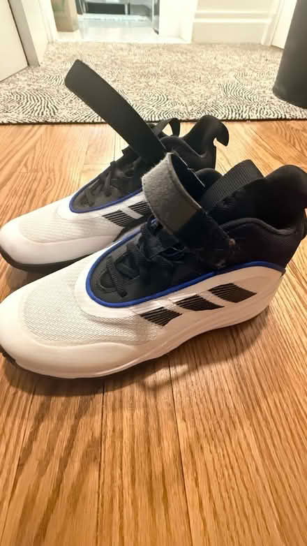 Photo of free Mint Condition Adidas Big Kid Sz5.5 (Sutton Place / Midtown East) #1