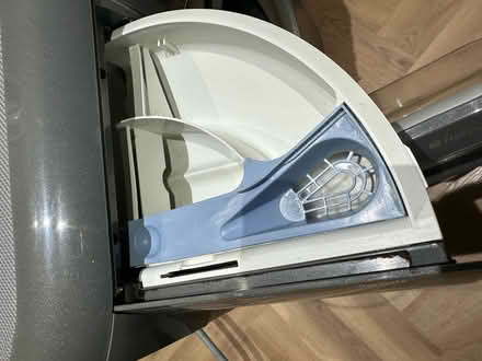 Photo of free Hotpoint Grey washing machine 8kg (Epsom KT18) #3