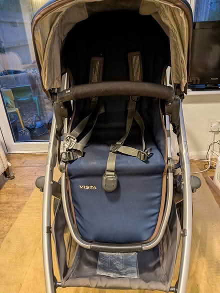 Photo of free Uppababy Vista Pushchair/ Pram (GL6) #4