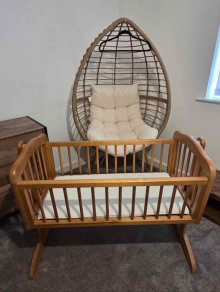 Photo of free Rocking crib/cot (En76fa) #1