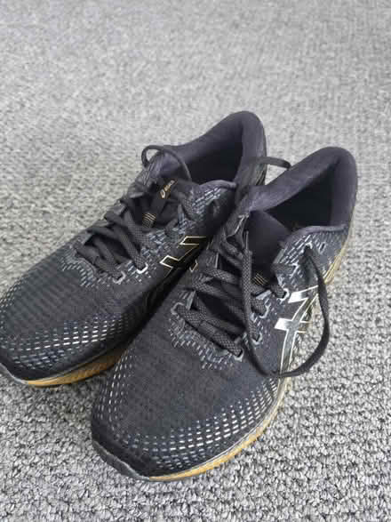 Photo of free ASICS Trainers, Mens Size 10.5 (Bournville) #2