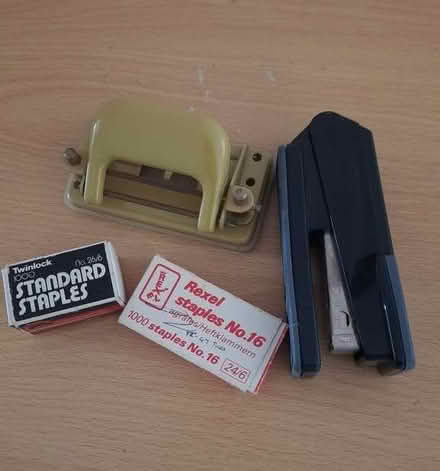 Photo of free Stapler & hole punch (Byfleet KT14) #1