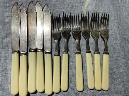 Photo of free Bone handled knives (Mitcham CR4) #4