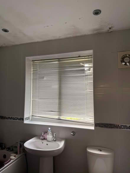 Photo of free Silver blinds (Bailiff Bridge BD12) #2