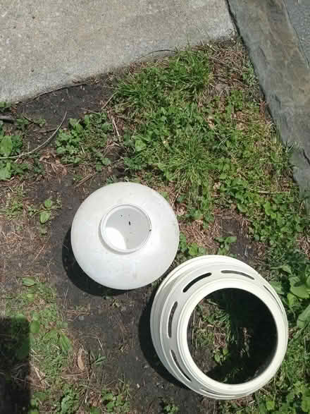 Photo of free Fan Blades & Light With Framings (Yeadon) #3