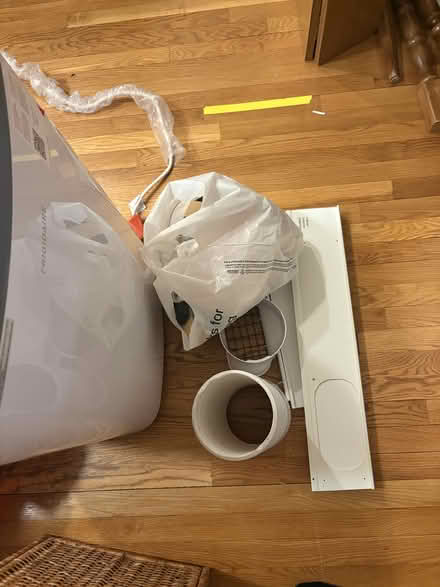 Photo of free Frigidaire Floor AC Unit (South End) #4